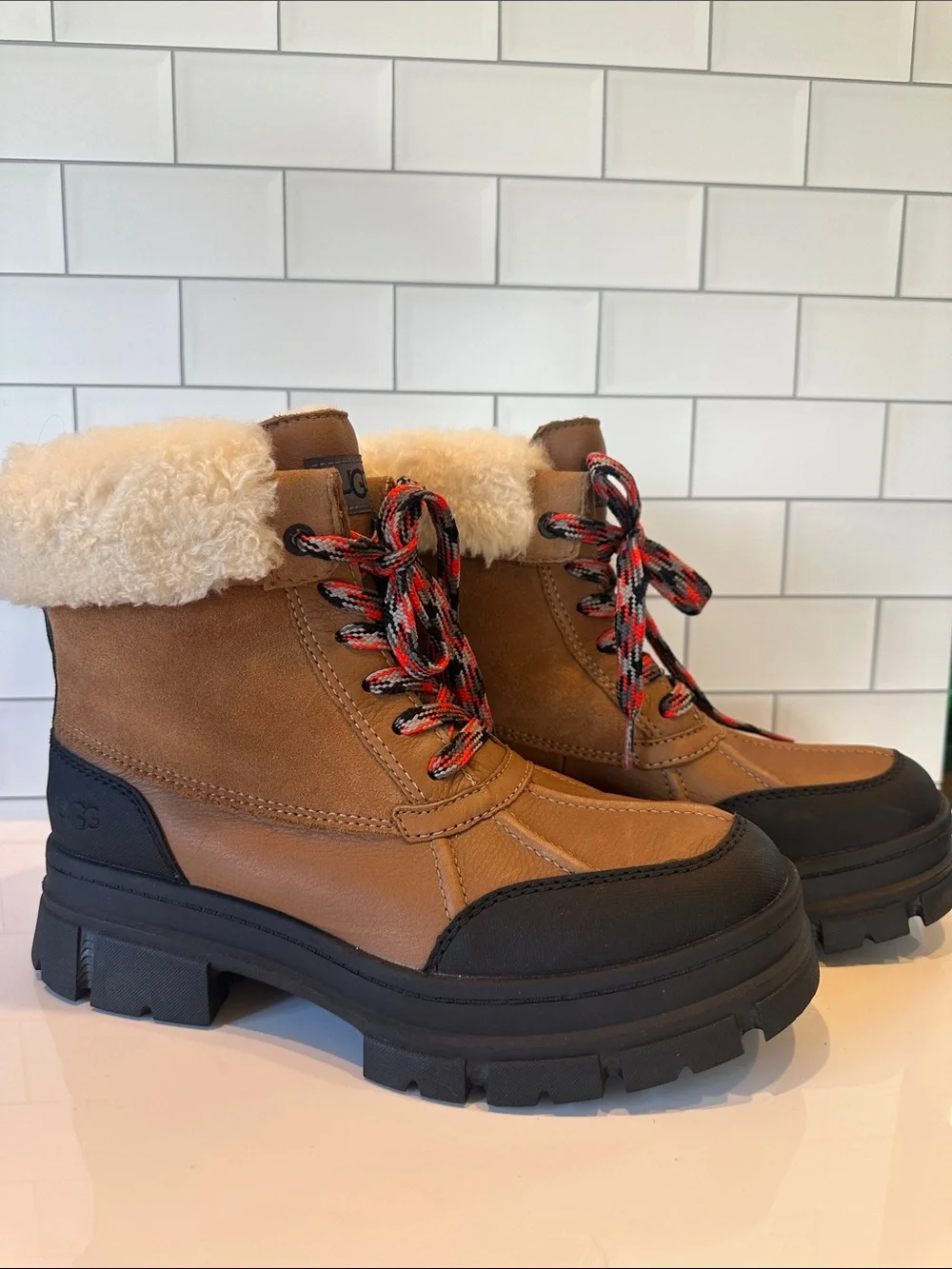 UGG Chestnut Leather Shearling-Trim Lace-Up Winter Boots- Never worn - Picture 2 of 4